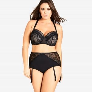 NWT Panty with Garters City Chic